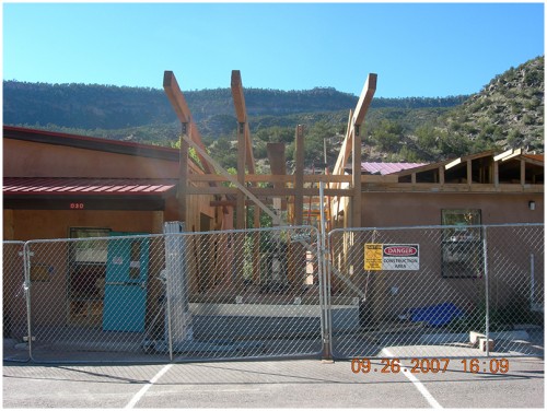 Front view of Library during Fourth remodel on September 26, 2007. Photo by Shane Johnson